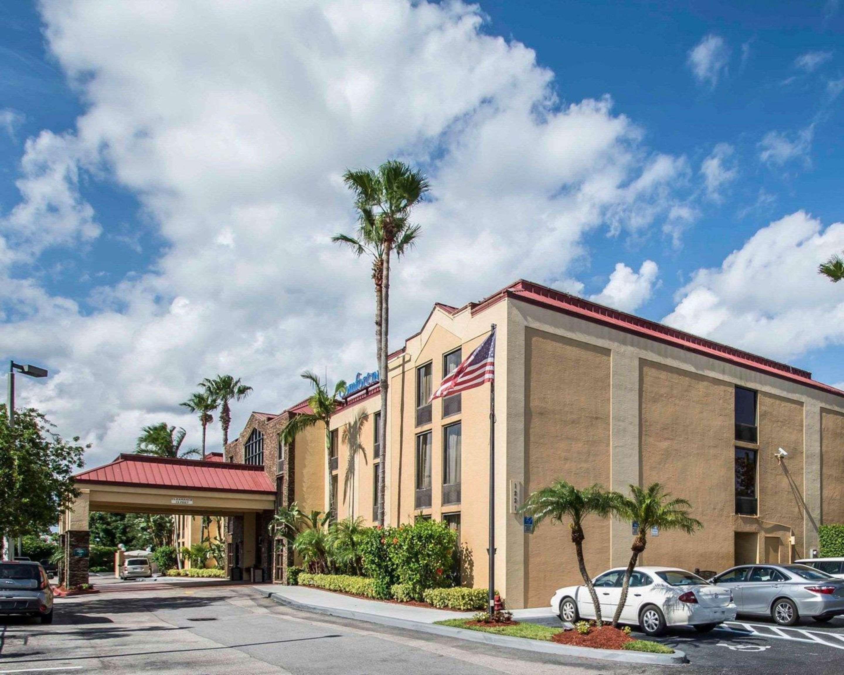 Comfort Inn & Suites Lantana - West Palm Beach South Ngoại thất bức ảnh
